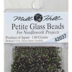 MH Petite Glass Beads - GREEN VELVET