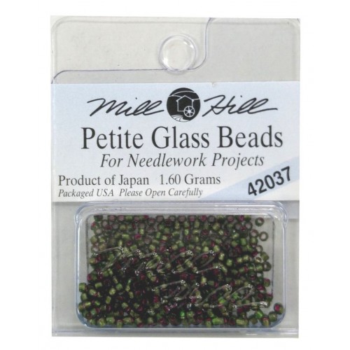 MH Petite Glass Beads - GREEN VELVET